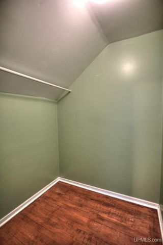 150 W Arch Street, Ironwood, MI 49938