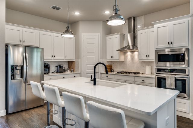 333 Foxthorne Way, Little Elm, TX 75068