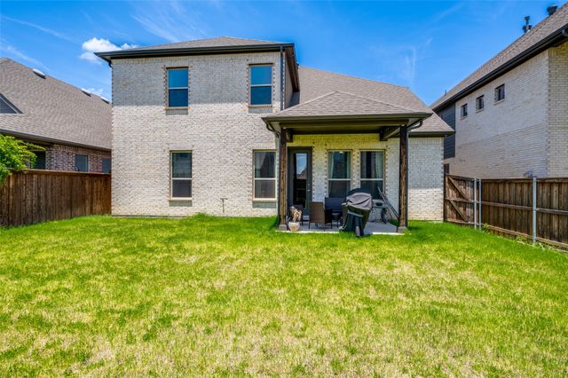 333 Foxthorne Way, Little Elm, TX 75068