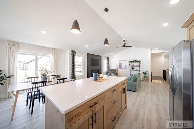 576 Hollow Drive, Ammon, ID 83401