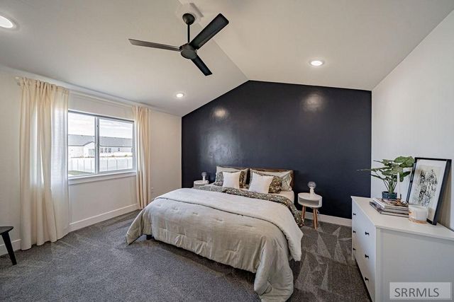 576 Hollow Drive, Ammon, ID 83401