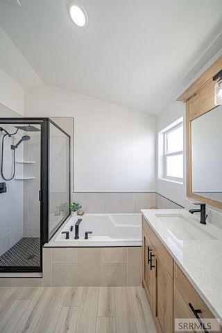 576 Hollow Drive, Ammon, ID 83401