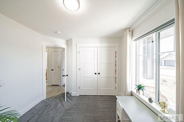 576 Hollow Drive, Ammon, ID 83401