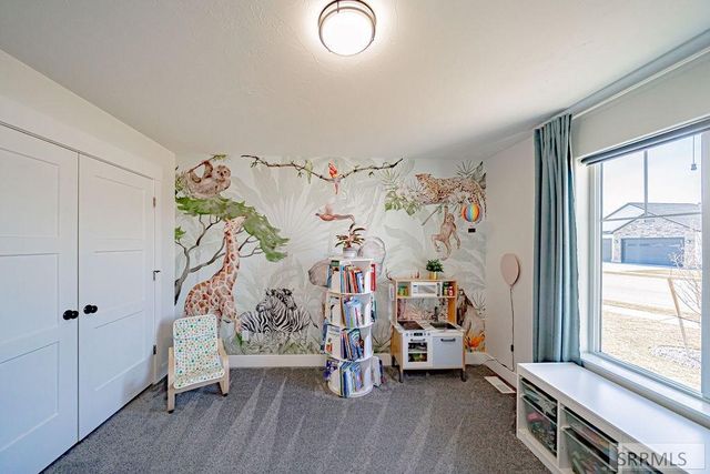 576 Hollow Drive, Ammon, ID 83401