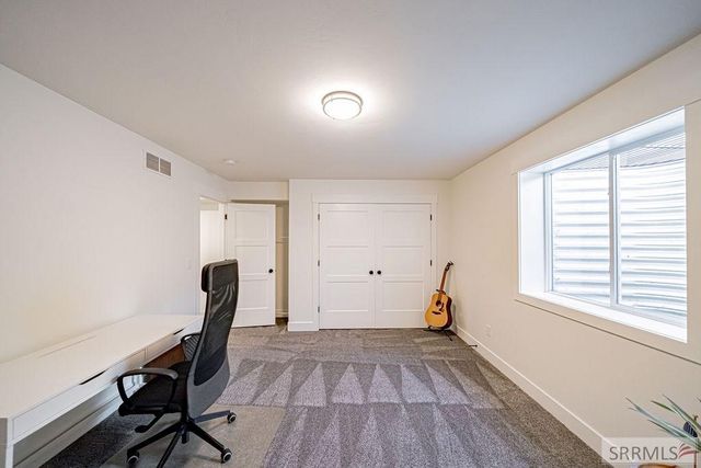 576 Hollow Drive, Ammon, ID 83401