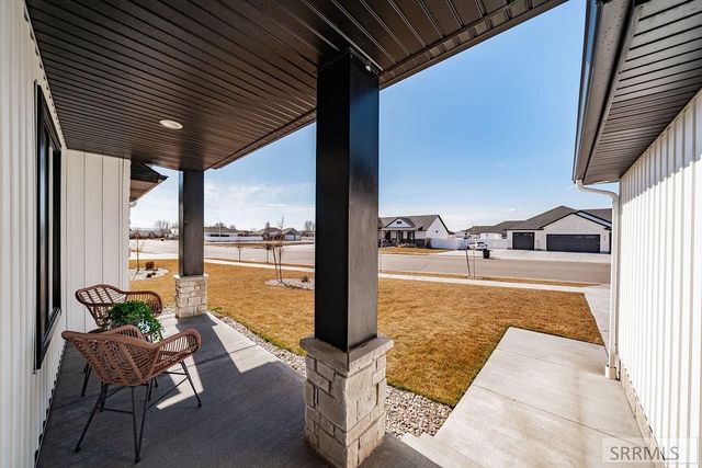 576 Hollow Drive, Ammon, ID 83401