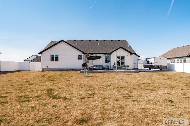 576 Hollow Drive, Ammon, ID 83401