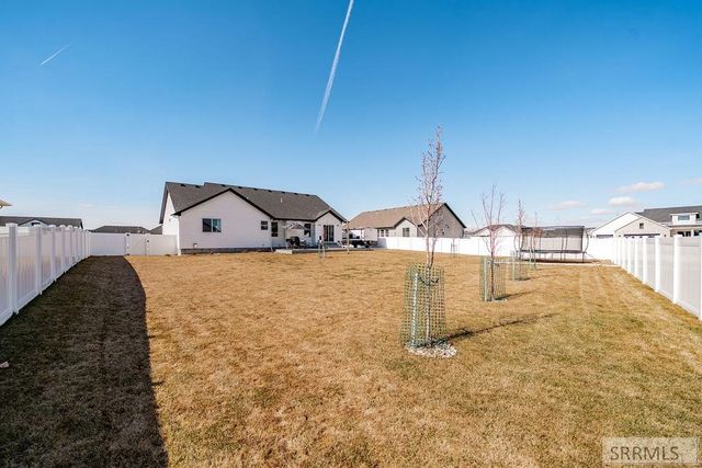 576 Hollow Drive, Ammon, ID 83401