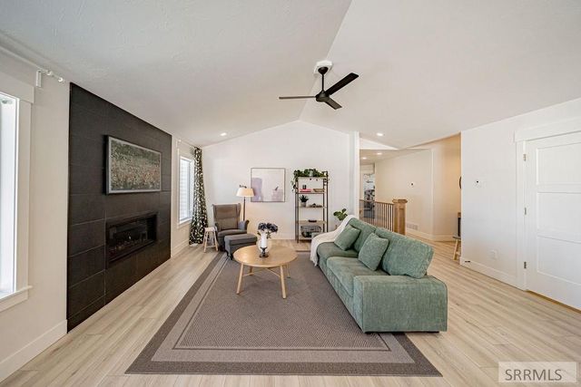 576 Hollow Drive, Ammon, ID 83401