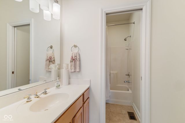 467 Leafy Branch Trail, Carmel, IN 46032
