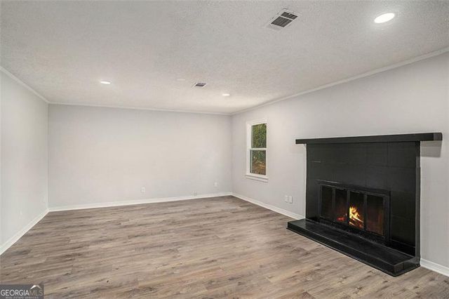 650 HONEY CREEK Road SE, Conyers, GA 30094