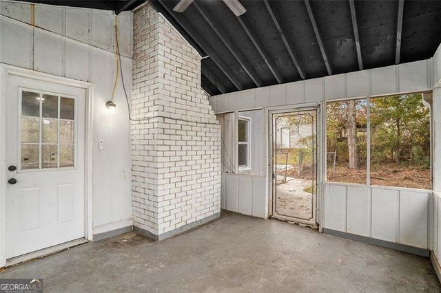 650 HONEY CREEK Road SE, Conyers, GA 30094