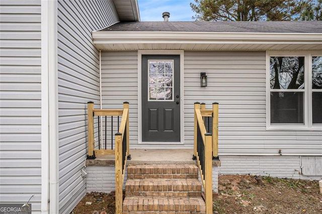 650 HONEY CREEK Road SE, Conyers, GA 30094