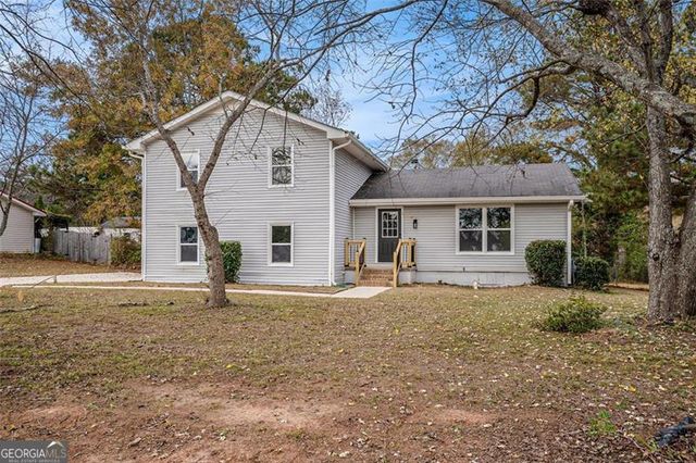 650 HONEY CREEK Road SE, Conyers, GA 30094