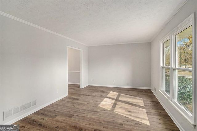 650 HONEY CREEK Road SE, Conyers, GA 30094