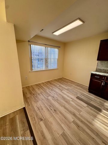 1202 Green Hollow Drive 1202, Iselin, NJ 08830