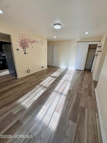 1202 Green Hollow Drive 1202, Iselin, NJ 08830