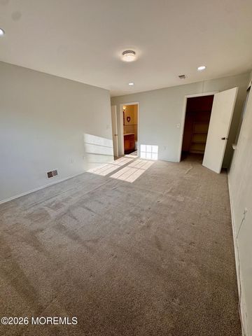 1202 Green Hollow Drive 1202, Iselin, NJ 08830