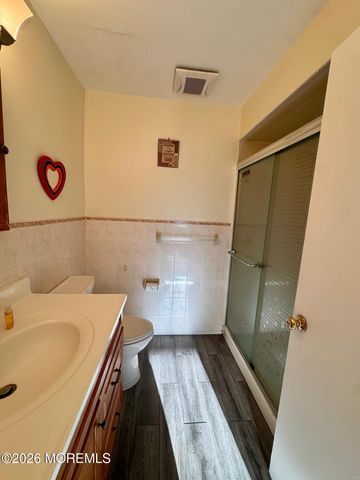 1202 Green Hollow Drive 1202, Iselin, NJ 08830