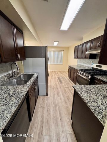 1202 Green Hollow Drive 1202, Iselin, NJ 08830