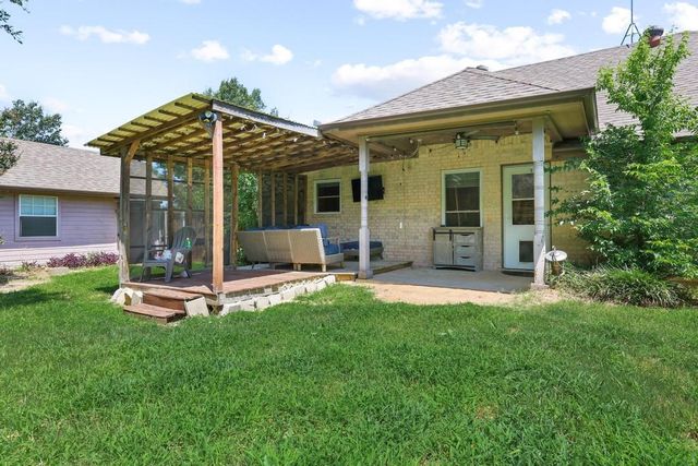 315 Preston Glen, Gunter, TX 75058