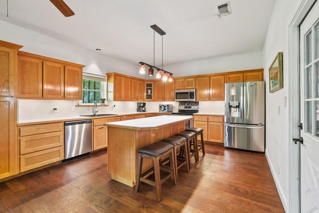 315 Preston Glen, Gunter, TX 75058