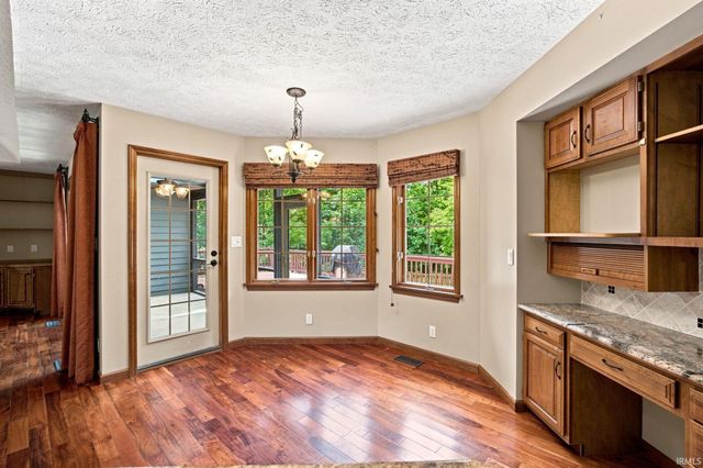 7402 Abby Marle E, West Lafayette, IN 47906