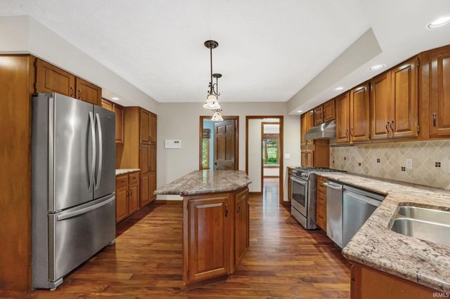 7402 Abby Marle E, West Lafayette, IN 47906