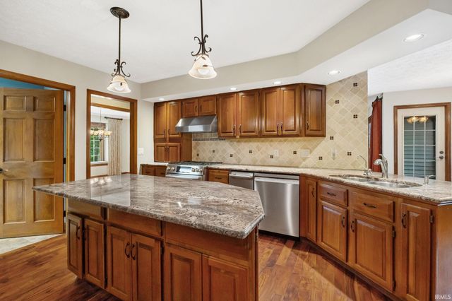 7402 Abby Marle E, West Lafayette, IN 47906