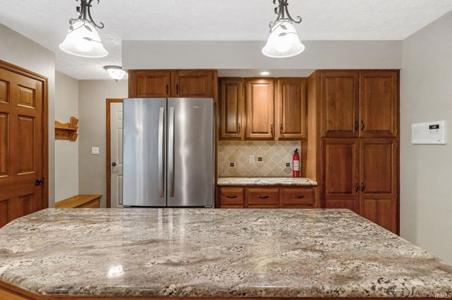 7402 Abby Marle E, West Lafayette, IN 47906
