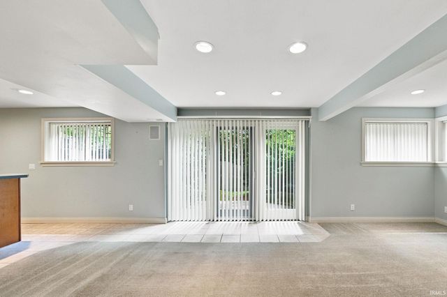 7402 Abby Marle E, West Lafayette, IN 47906