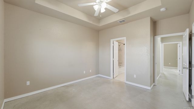 118 Navarro Xing Unit 1B, Seguin, TX 78155