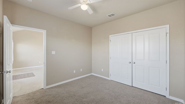 118 Navarro Xing Unit 1B, Seguin, TX 78155