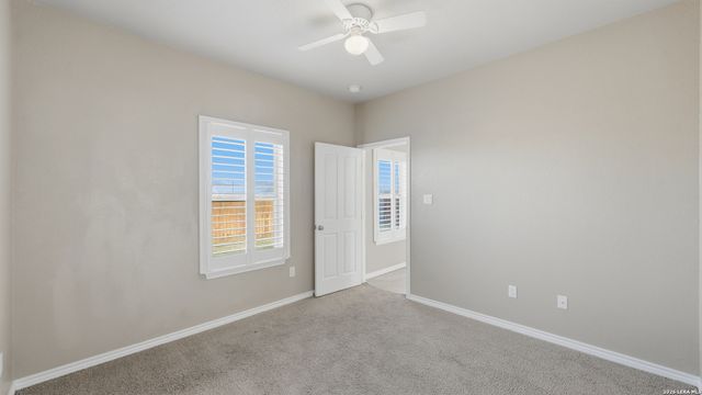 118 Navarro Xing Unit 1B, Seguin, TX 78155