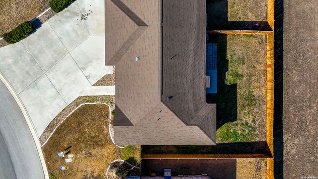 118 Navarro Xing Unit 1B, Seguin, TX 78155