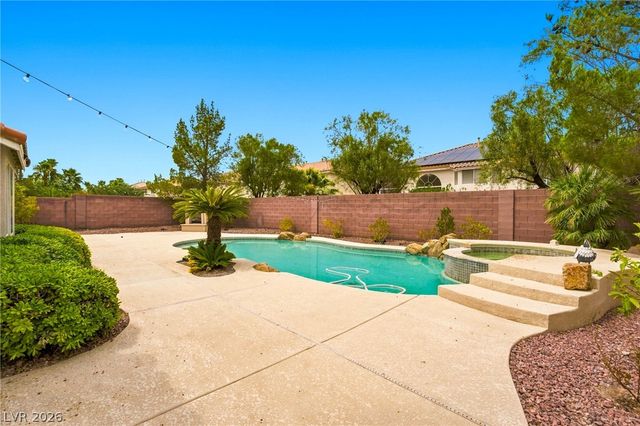 6540 Gossamer Fog Avenue, Las Vegas, NV 89139