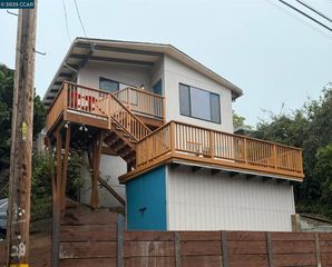 4271 Whittle Ave, Oakland, CA 94602