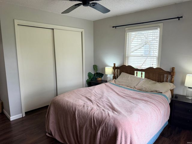 6816 E Jackson Street, Muncie, IN 47303