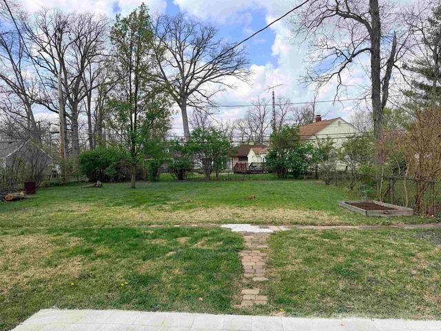 6816 E Jackson Street, Muncie, IN 47303