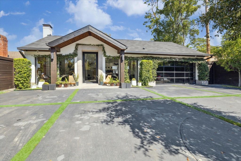 5406 Woodway Drive, Houston, TX 77056