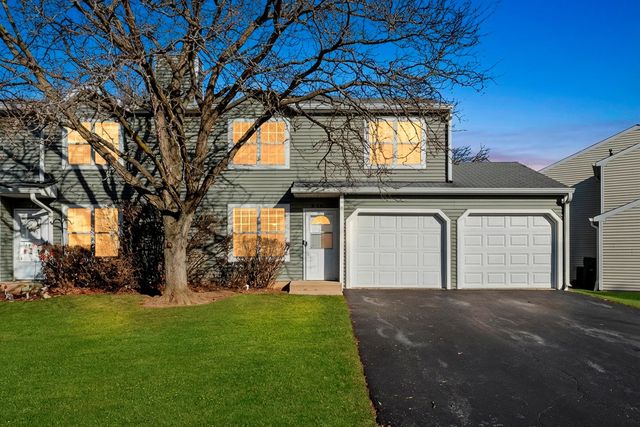 430 Normandie Lane 430, Round Lake Beach, IL 60073