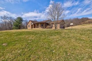 16900 Thompson Ridge Road, Laurelville, OH 43135