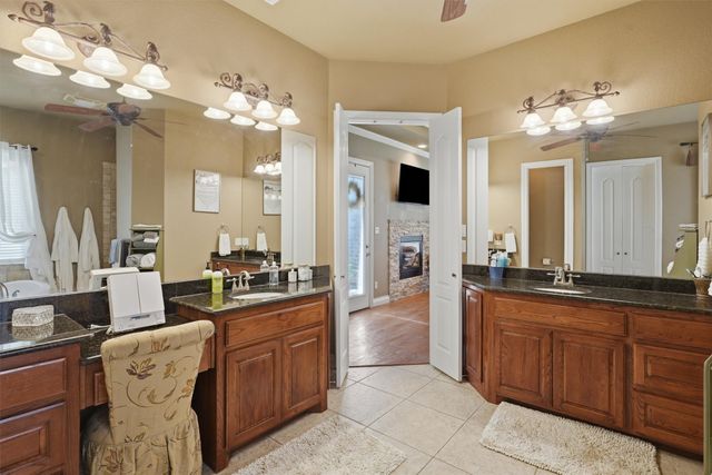 108 Concorde Circle, Cresson, TX 76035