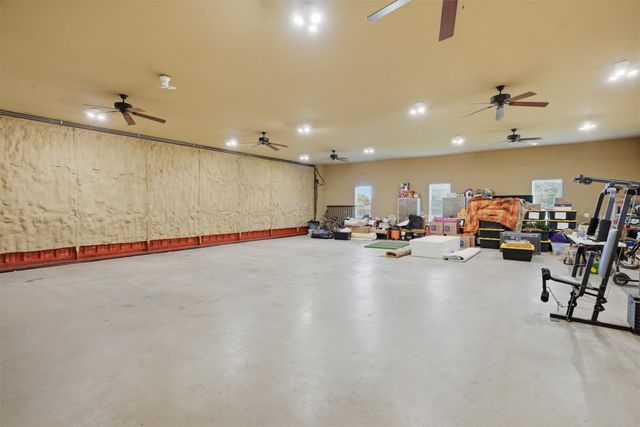 108 Concorde Circle, Cresson, TX 76035