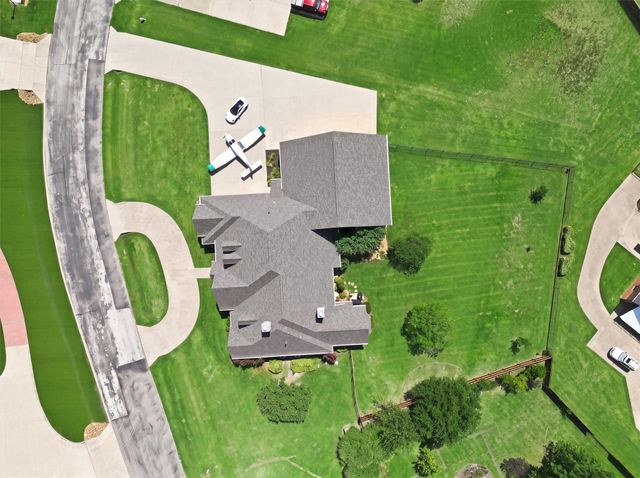 108 Concorde Circle, Cresson, TX 76035