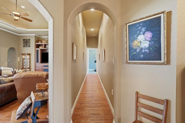 108 Concorde Circle, Cresson, TX 76035
