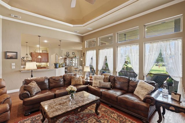 108 Concorde Circle, Cresson, TX 76035