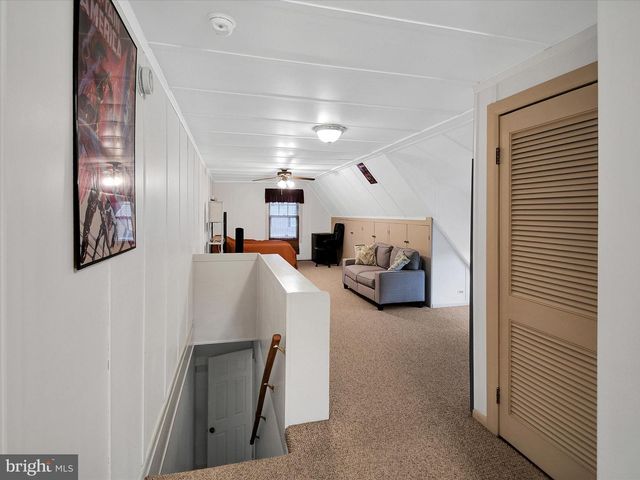 3 BELLS MILL ROAD, Erdenheim, PA 19038