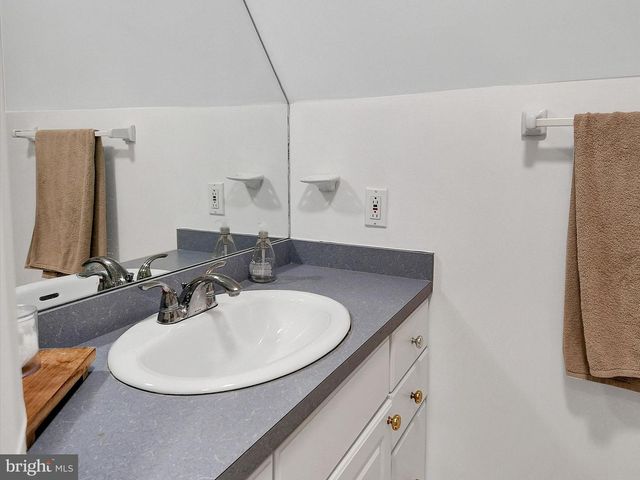 3 BELLS MILL ROAD, Erdenheim, PA 19038