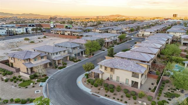 9781 Pyrite Mystery Avenue, Las Vegas, NV 89148